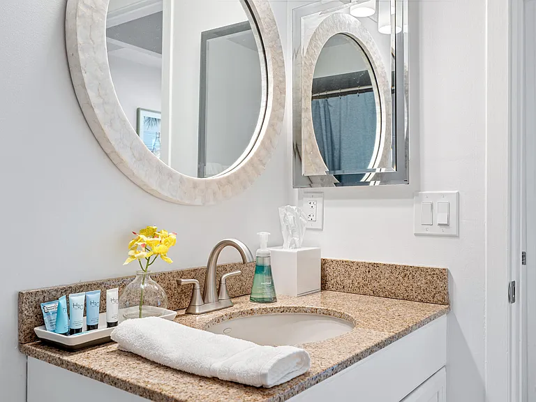 913 Club Dr — Photo 30