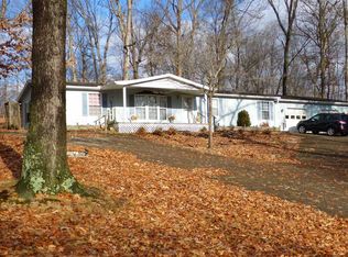 1333 Bellgrade Ave, Loogootee, IN 47553