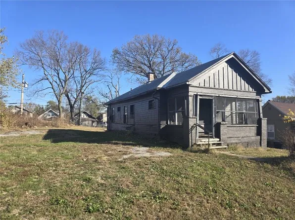 3915 Brooklyn Ave, Kansas City, MO 64130