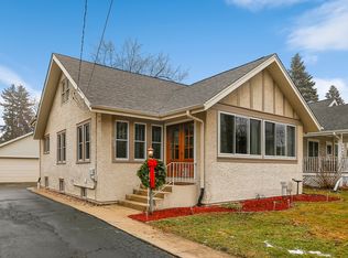 213 E York Ave, West Chicago, IL 60185