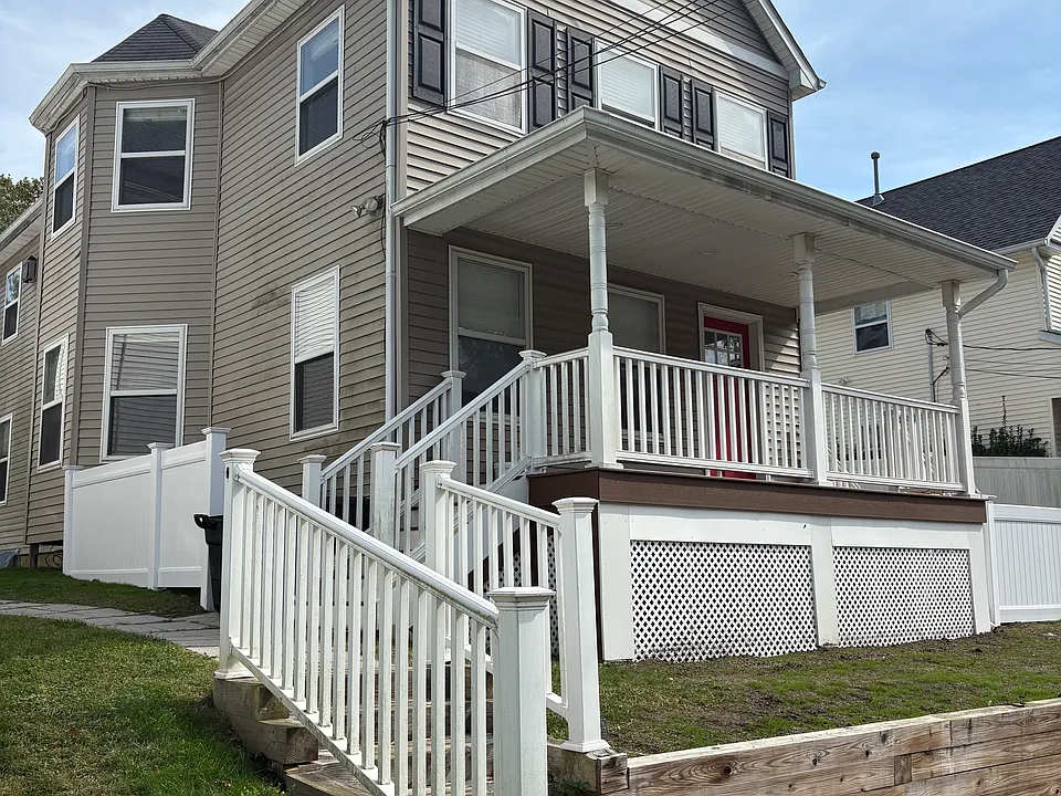 242 Spring Rd #B