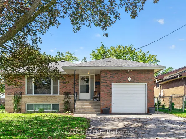 8 Plaza Sq, Belleville, ON K8N 4J3