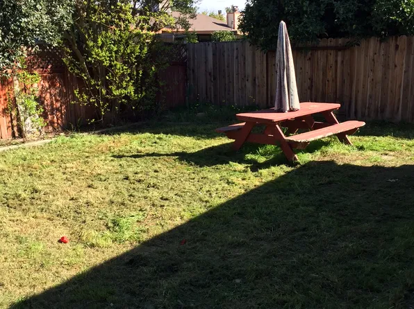 7487 Red Willow St, Sacramento, CA 95822