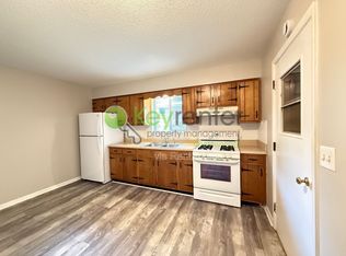 4460 Norcross Rd #B, Hixson, TN 37343