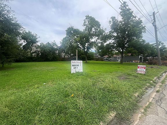 4th image of 3504 & 0 Cornell St #19