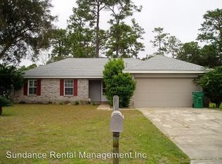 102 Meadow Woods Ln, Niceville, FL 32578