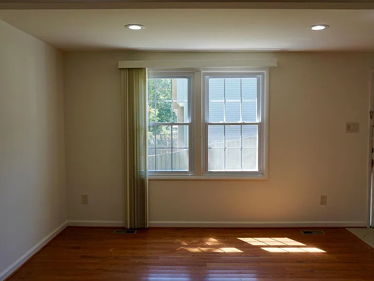 8179 Curving Creek Ct — Photo 9