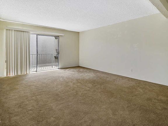 4th image of 5460 White Oak Ave Unit E211