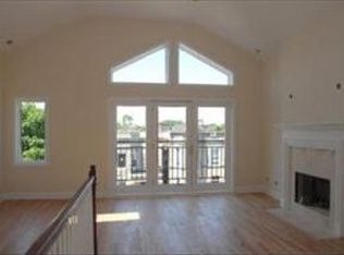 6419 S Ingleside Ave #3, Chicago, IL 60637