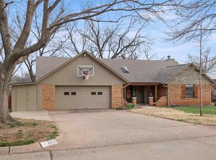 2021 N Crescent Dr, Stillwater, OK 74075