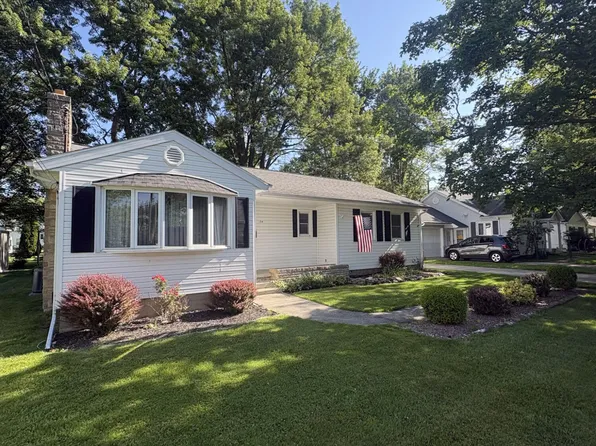 134 W Lincoln St, Wauseon, OH 43567
