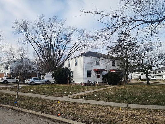 3rd image of 1456 E 250th St