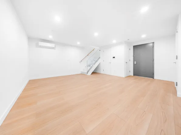 30-24 32nd Street image 16 of 20