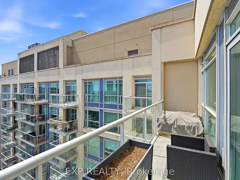 230 King St E #Penthouse 20 — Photo 27