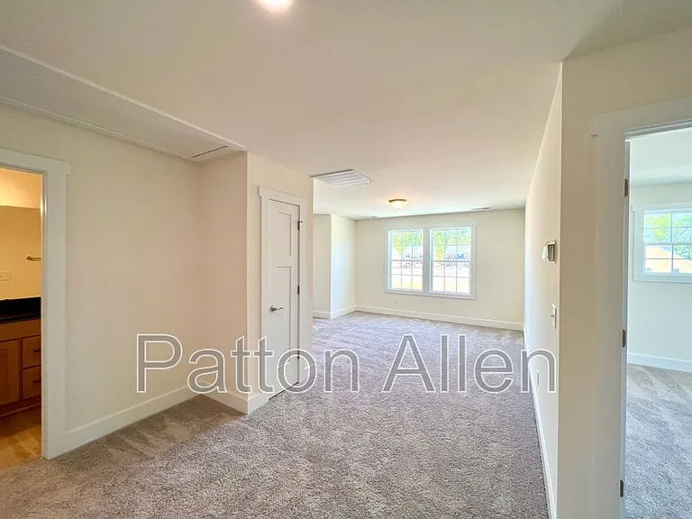 117 N Christie Ct — Photo 25