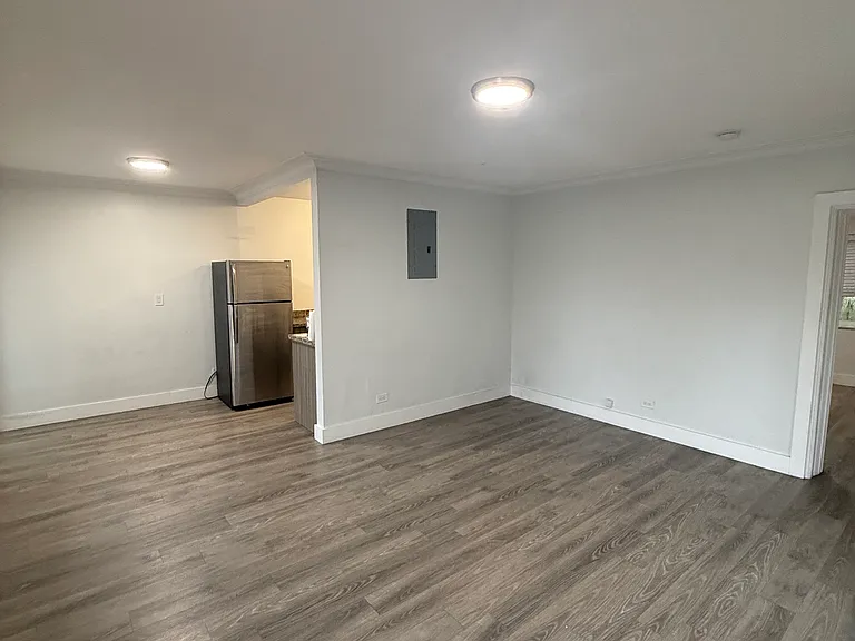 345 85th St #8 — Photo 8