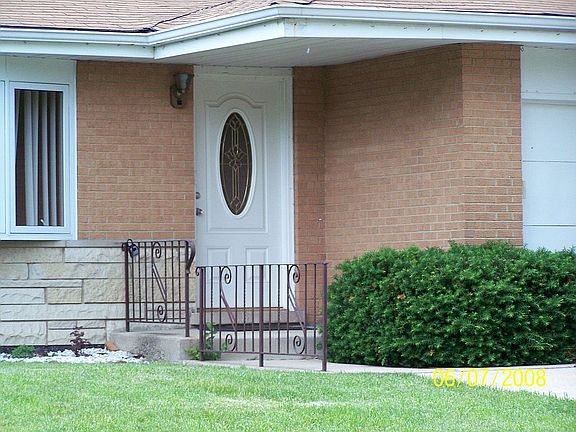 2nd image of 1042 Cuyahoga Dr