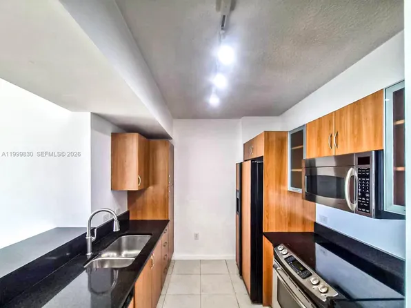 2775 NE 187th St, Aventura, FL