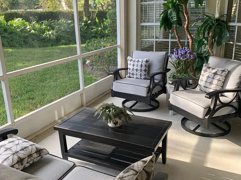 Lanai with great outdoor view