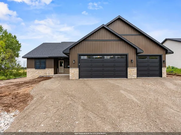3869 Van Lanen Rd, Green Bay, WI 54311