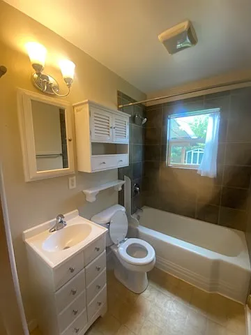 1736 Avenue F — Photo 13