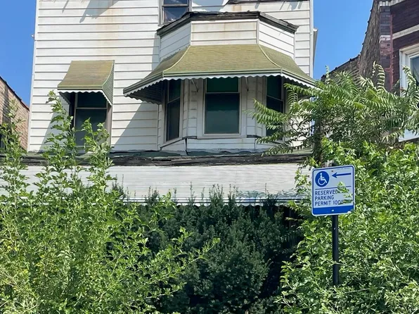 4022 W Van Buren St, Chicago, IL 60624