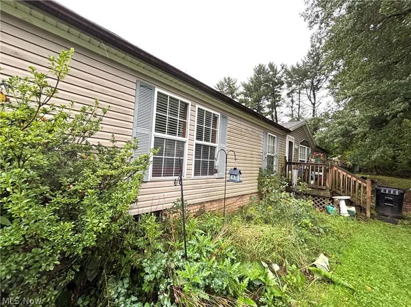 49769 State Route 14, East Palestine, OH 44413