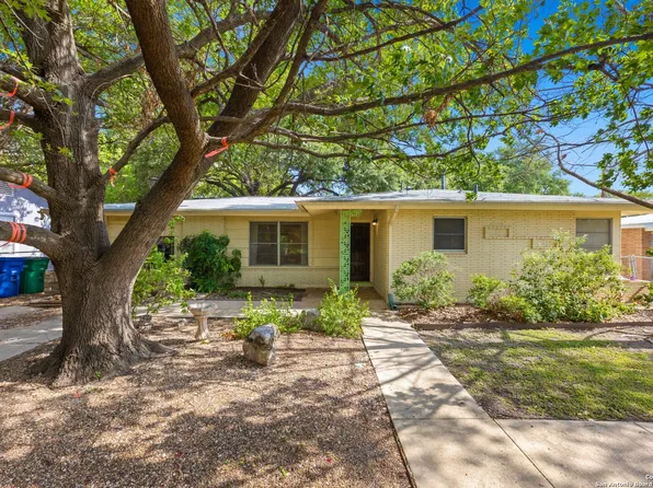 347 Blaze Ave., San Antonio, TX 78218