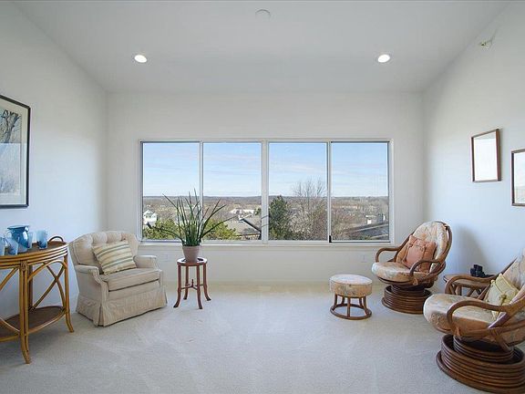 4th image of 1610 Wheeler Road #3E