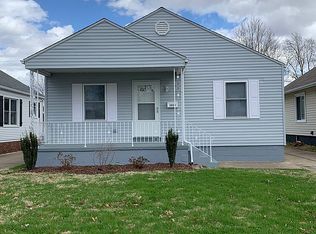 2020 N 7th St, Springfield, IL 62702