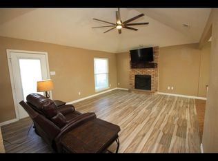 109 Heather Ln, Waxahachie, TX 75165