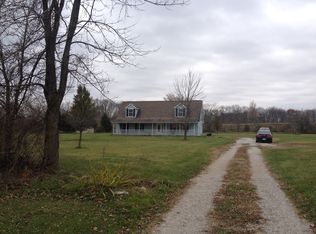 1411 W Antioch Ln, Mooresville, IN 46158