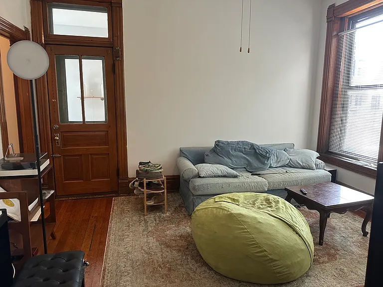 1049 N Marshfield Ave #2R — Photo 5