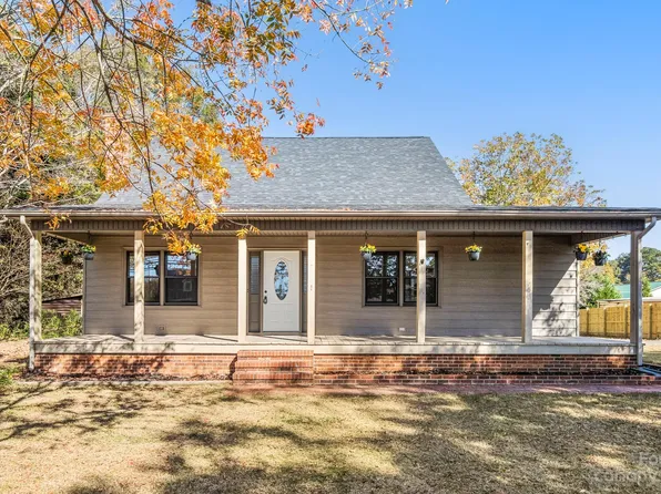 413 E Main St, Rockwell, NC 28138