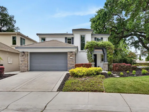 7 Triumph Ct, Sacramento, CA 95831