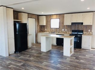 270 Alma Ln, Niederwald, TX 78640