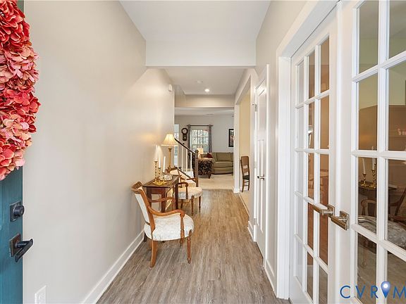 4th image of 10513 Centralia Station Rd