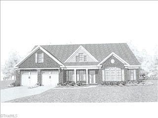 2nd image of 935 Oaklawn Ave