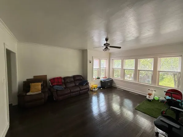 6419 N Fairfield Ave #2, Chicago, IL 60645