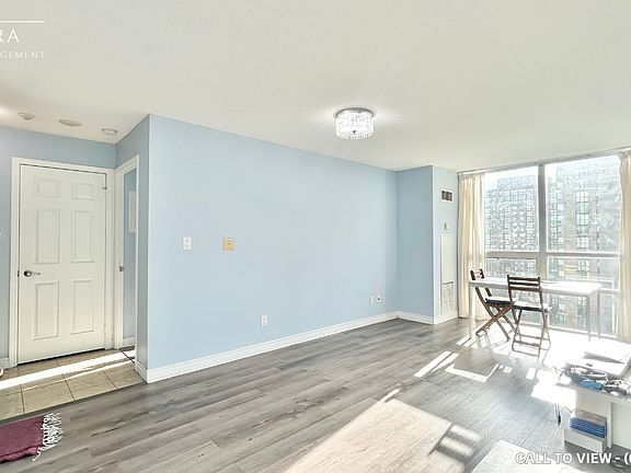 3rd image of 208 Enfield Pl Unit 1708