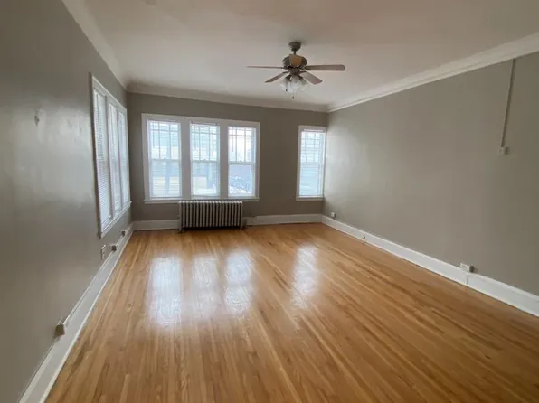 Kewanis Court Apartments, 600 W Franklin Ave APT 200, Minneapolis, MN 55405