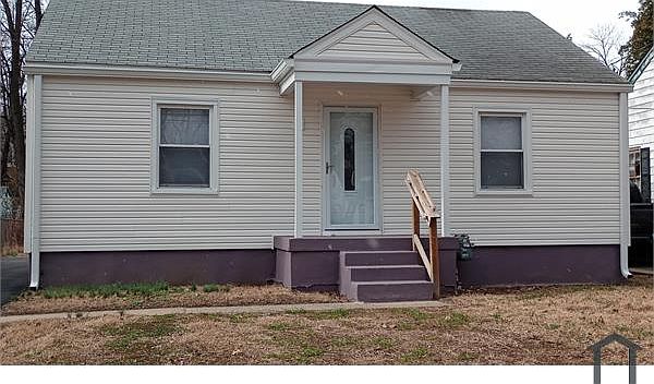 1st image of 406 N 43rd St