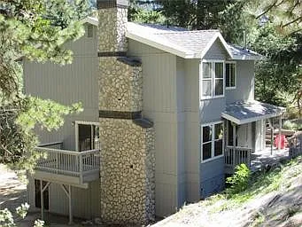 3 bed, 2.5 bath, 1432 sqft, $2,650 — Photo 2