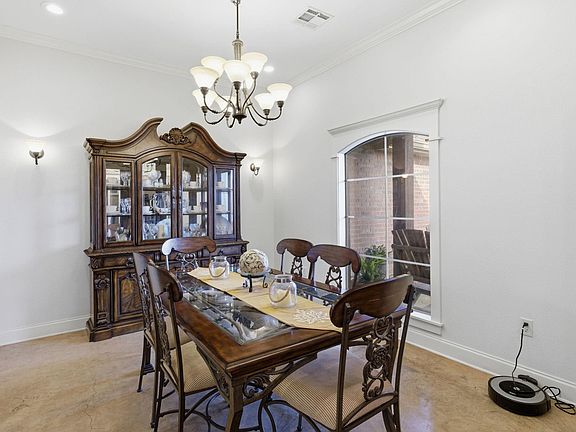 5th image of 975 N Kade Ln