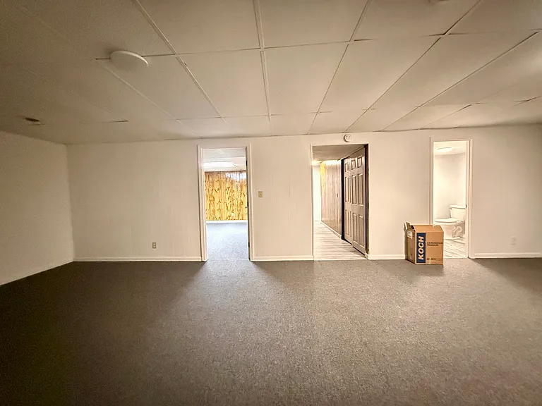 2604 Eastview Dr #C — Photo 11