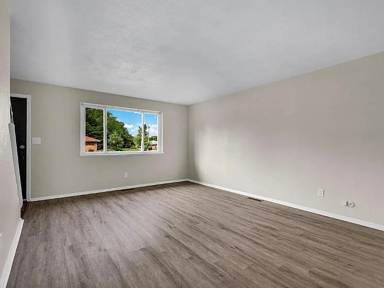 4613 W Merol Ct — Photo 11