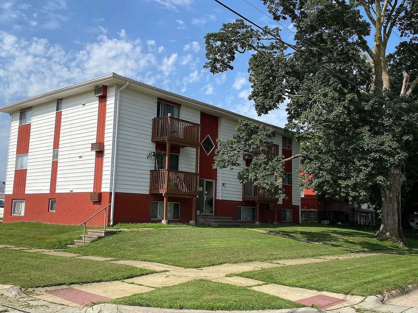 795 4th Ave | Marion Apartments — Photo 1
