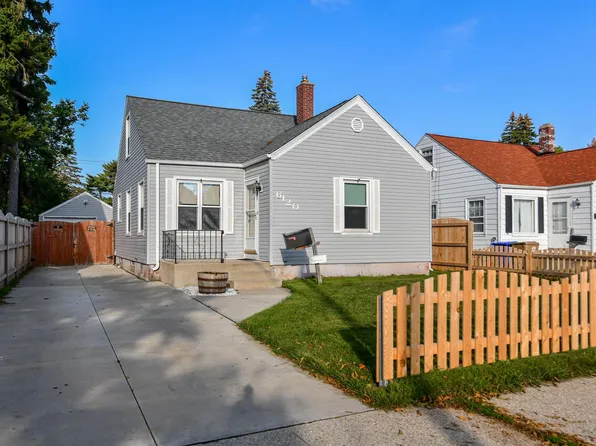 6120 34th AVENUE, Kenosha, WI 53142