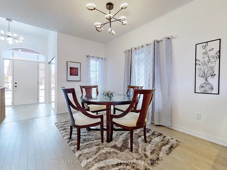 94 Holtby Ct — Photo 16