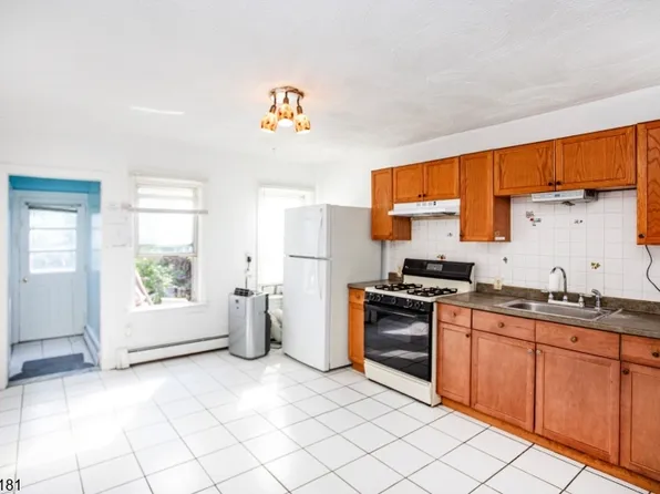 50 Westervelt Ave #1, Hawthorne, NJ 07506